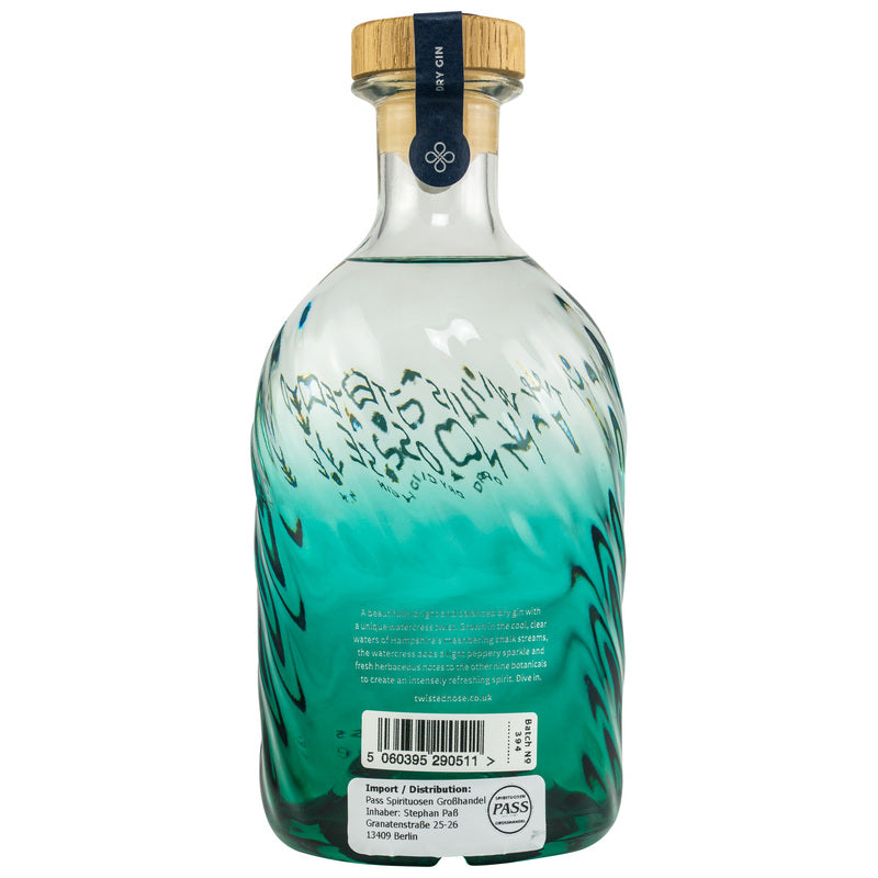 Gin sec au nez tordu